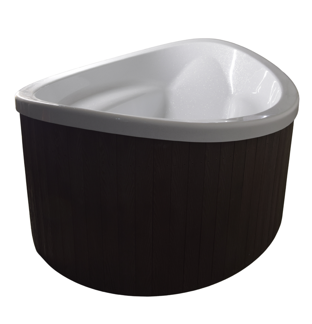 Nordic Oval Cold Plunge