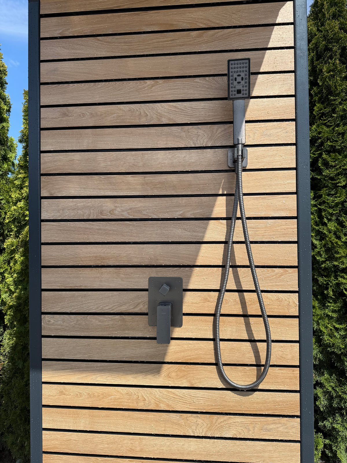 Nordic QUBE Outdoor Shower – Wood, Steel & LED Lighting